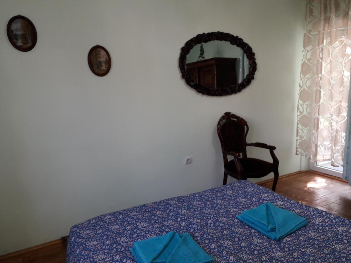 Cozy, Central 1-Bedroom Apartment In Timisoara, Romania Exteriör bild